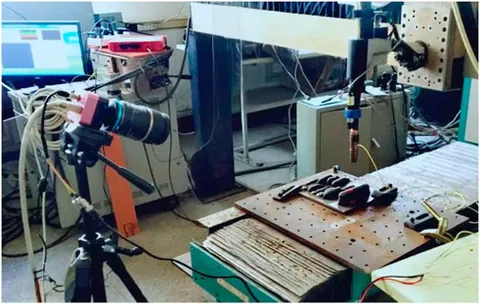 カメラ Second Hand Vectronics HFT-1500 1.8-30MHz Antenna Tuner